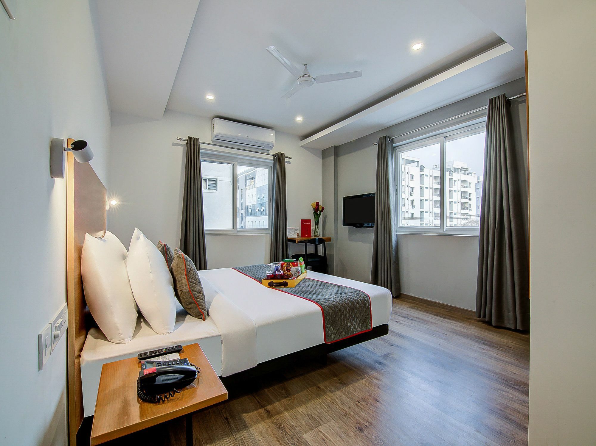 Oyo Townhouse 034 -Halcyon Hitech City Road Haydarabad Dış mekan fotoğraf